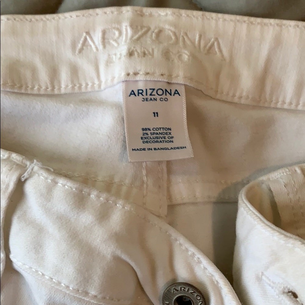 Jeans - Picture 2 of 4
